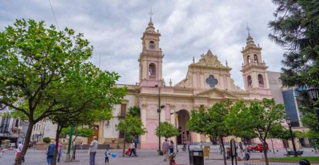 Salta - Curiozitati.md